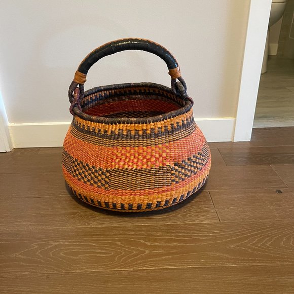 Handwoven Pot Basket - Picture 2 of 3